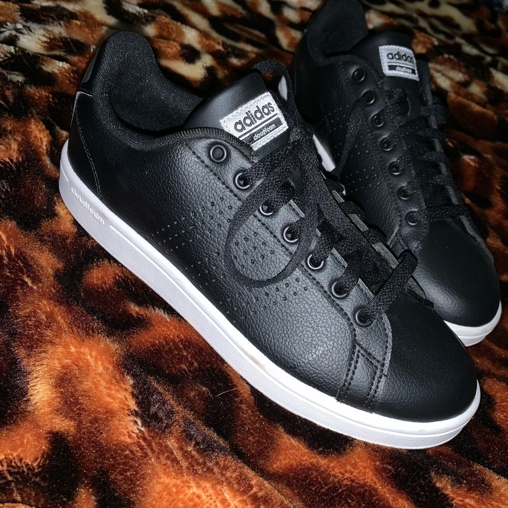 Adidas Advantage Women’s Sneakers